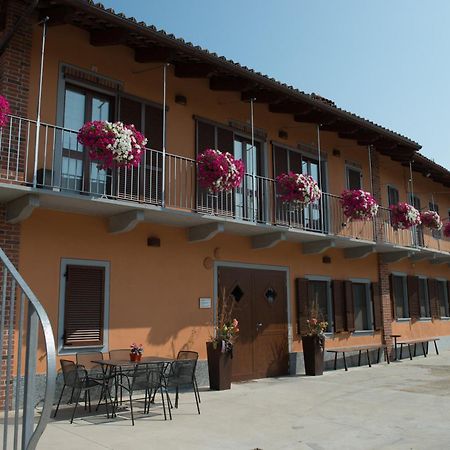 Costa Catterina B&B Castagnito Extérieur photo