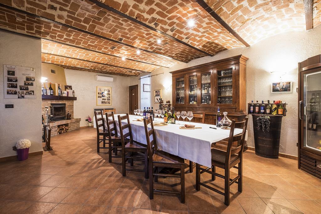Costa Catterina B&B Castagnito Extérieur photo