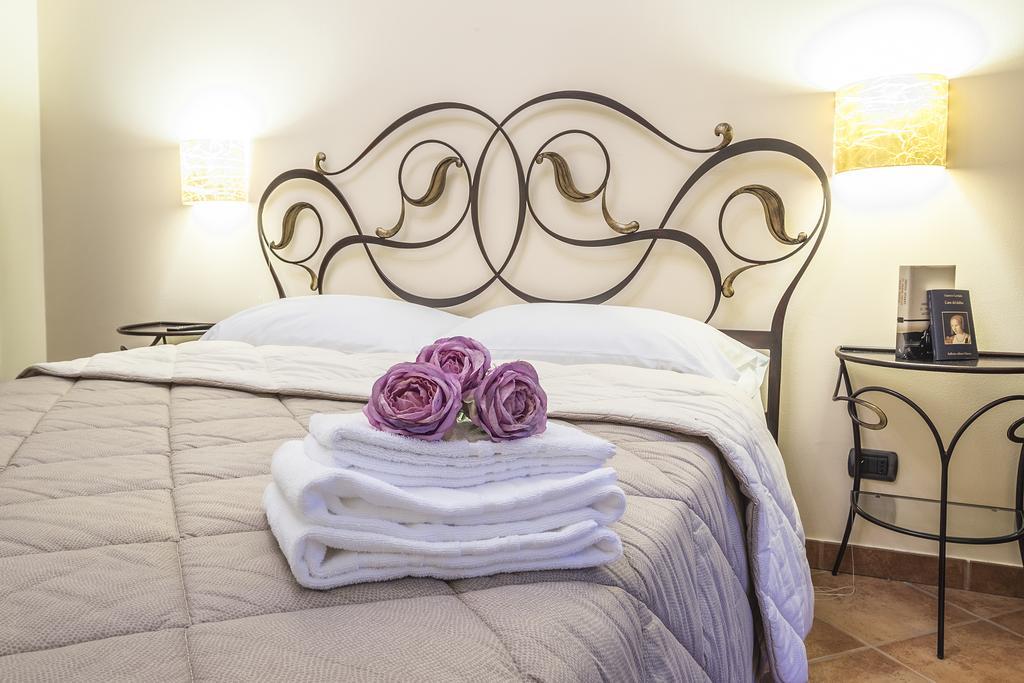 Costa Catterina B&B Castagnito Extérieur photo